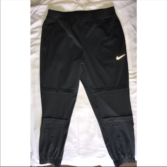 nike shield utility run division